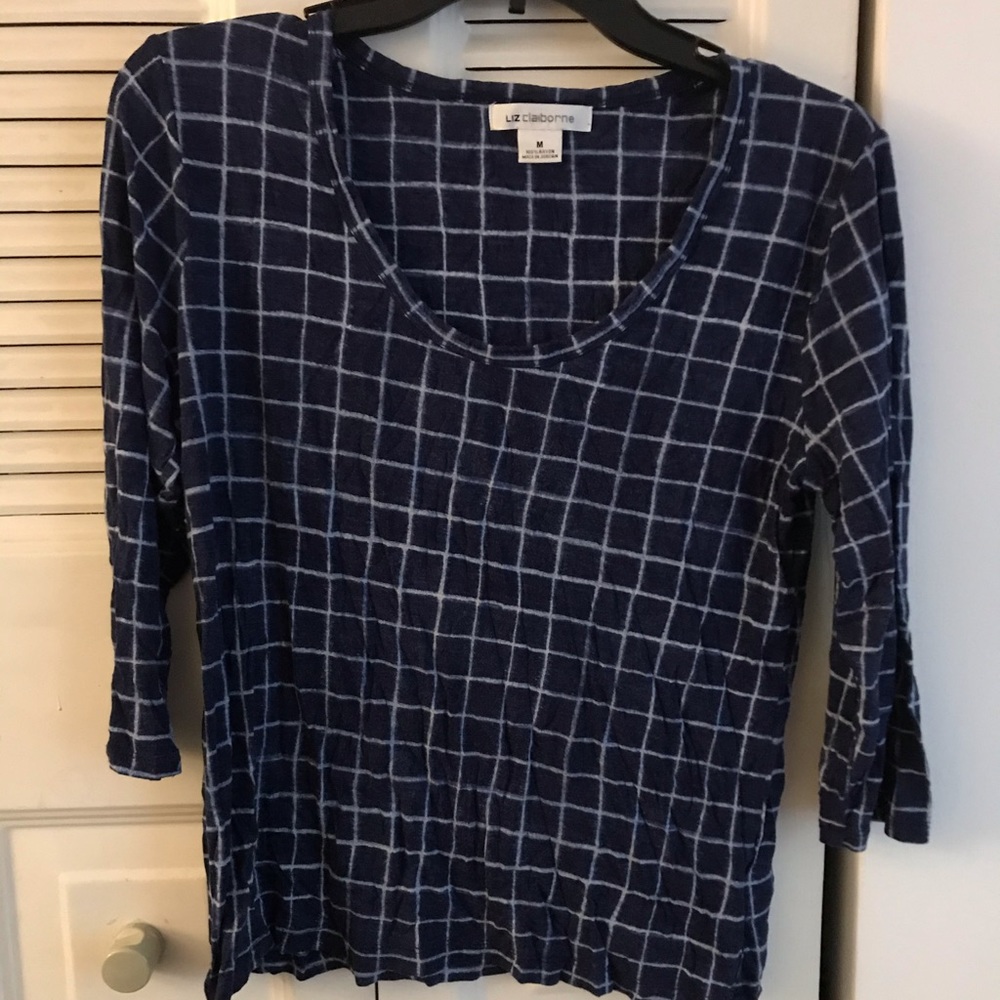 Liz Claiborne grid pattern navy tee